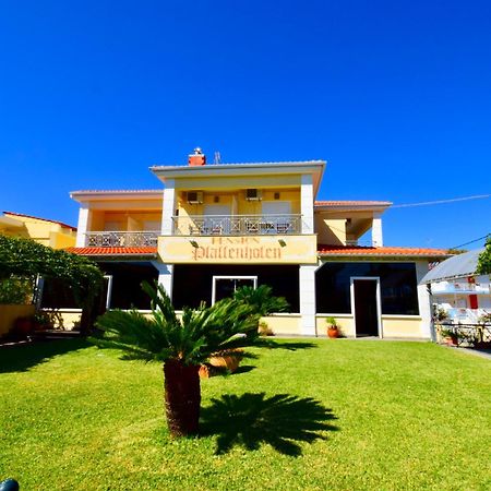 Pfaffenhofen Apartment Врасна Екстериор снимка