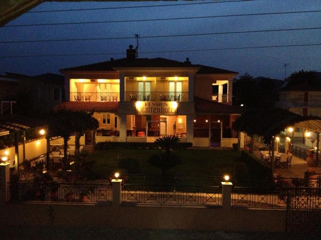 Pfaffenhofen Apartment Врасна Екстериор снимка